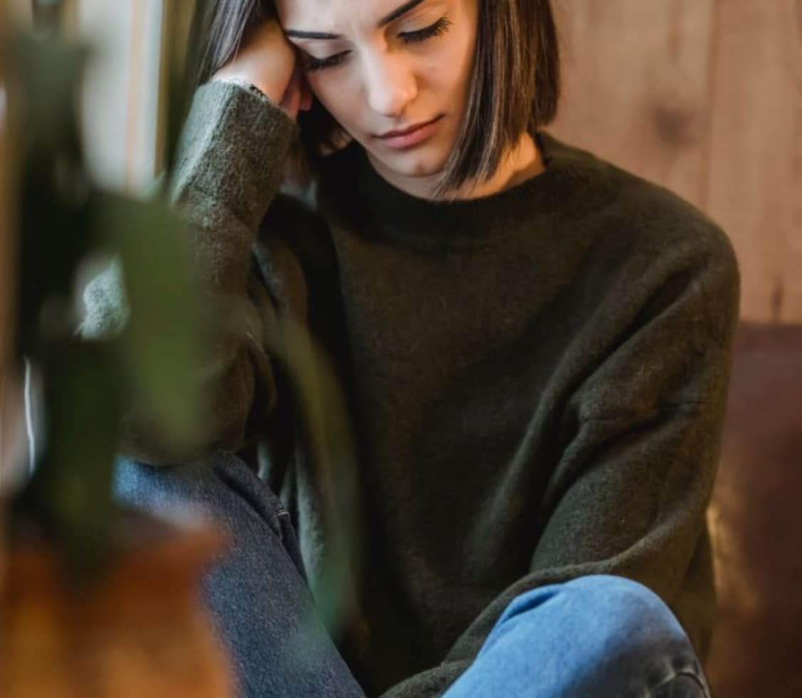 Fatiga crónica emocional: la diferencia entre estar cansada y estar agotada por dentro